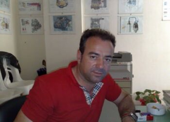 Τάκης Κοκκινόβασιλης: Το «κόσμημα» στο Μεγανήσι που του θύμισε τον Ανδρέα Παπανδρέου