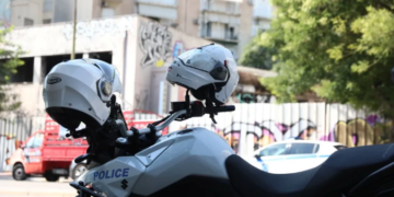 Σύγκρουση δύο ελικοπτέρων πυρόσβεσης στo μέτωπο της Δυτικής Αττικής