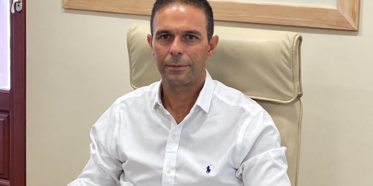 Π. Κέκελος: Προσεισμικός έλεγχος, ανάπλαση εργατικών κατοικιών και προσβασιμότητα στο ΤΕΕ – ΗΧΗΤΙΚΟ