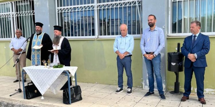 Οι εκπροσωπήσεις της Περιφέρειας Δυτικής Ελλάδας στους αγιασμούς των σχολείων