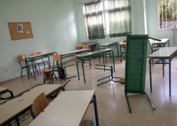 Αγρίνιο: Βανδαλισμοί στο 4ο Γυμνάσιο λίγο πριν ανοίξουν τα σχολεία – Έσπασαν τζάμια και προκάλεσαν ζημιές