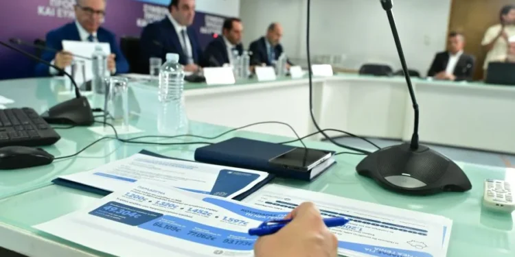 Μέτρα ΔΕΘ: Τι αλλάζει για ελεύθερους επαγγελματίες, αγρότες και συνταξιούχους