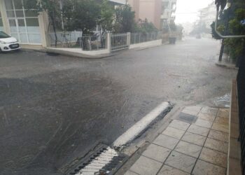 Ξαφνική και απίστευτης έντασης χαλαζόπτωση στο Αγρίνιο (ΦΩΤΟ – ΒΙΝΤΕΟ)