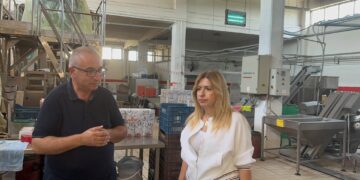 Στην «πρώτη γραμμή» της επιχειρηματικότητας η Νίκη Φλώρου-Καραγιάννη – Νέος κύκλος επαφών με τις επιχειρήσεις της Αιτωλοακαρνανίας