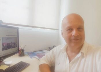 Πολλές ευχές, εκπλήξεις και… πολιτικό ενδιαφέρον για τον Σταύρο Καραγκούνη