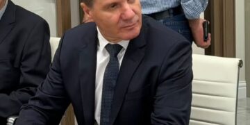 Από τα δύσκολα χρόνια στις υποτροφίες: Γιατί ο Θωμάς Κουτσουπιάς επιμένει να επενδύει στους νέους