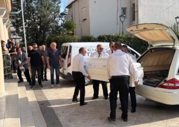 Αγρίνιο: Σπαρακτικό αντίο στον 32χρονο Μανούσο Φαρμάκη