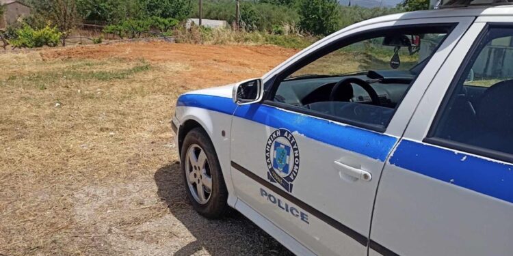 Αυτοκίνητο που χρησιμοποιήθηκε σε απάτη με λεία πάνω από 200.000 ευρώ στην Άρτα, βρέθηκε στο Αιτωλικό