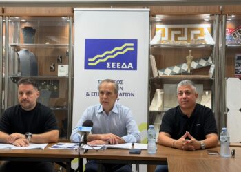 Αγρίνιο: Συνέντευξη Τύπου του Συλλόγου Εμπόρων και Επιχειρηματιών για τις εξελίξεις στο λιανικό εμπόριο (βίντεο-φωτο)