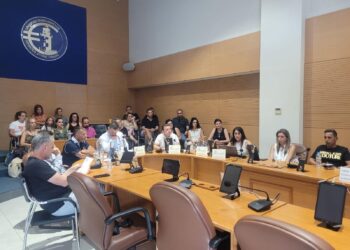 ΟΜΟΦΩΝΑ ΕΓΚΡΙΘΗΚΕ ΤΟ ΨΗΦΙΣΜΑ ΤΗΣ “ΝΕΑΣ ΔΥΤΙΚΗΣ ΕΛΛΑΔΑΣ” ΓΙΑ ΤΟΥΣ ΕΡΓΑΖΟΜΕΝΟΥΣ ΤΟΥ ΕΑΠ