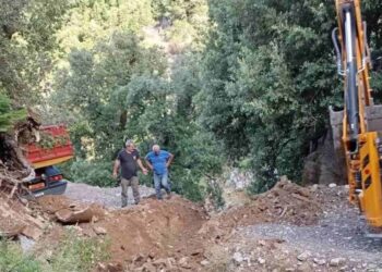 Λιαγκέικα, Σχίνος, Κωστακέικα και Πυργί: Νέες παρεμβάσεις του Δήμου Αγρινίου σε αγροτικούς δρόμους και κοινόχρηστους χώρους