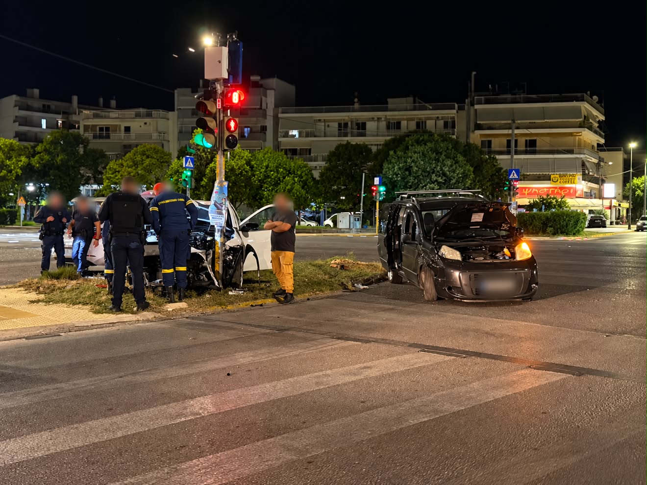 Δυτ. Ελλάδα: Σφοδρή σύγκρουση με δύο τραυματίες, ΦΩΤΟ-ΒΙΝΤΕΟ