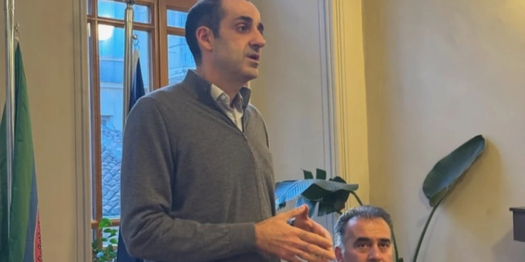 Γρηγόρης Δημητριάδης: «Στο Μαξίμου είχα δύο συνεργάτες που παρακολουθούσαν μόνο τα τοπικά ΜΜΕ για να υπάρχει επαφή με την περιφέρεια»