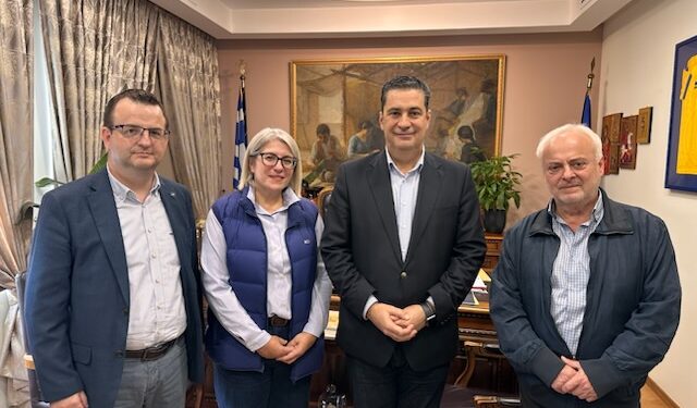 Συναντήσεις εργαζομένων στις ΔΟΥ με Φαρμάκη και Παπαναστασίου για τις αλλαγές στις φορολογικές υπηρεσίες
