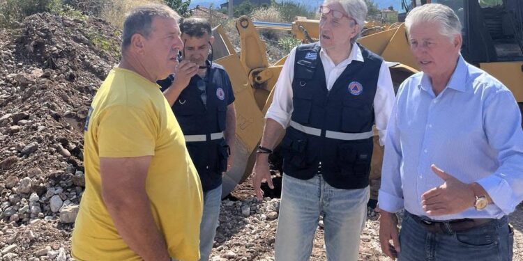 Αντιπλημμυρική θωράκιση στη Ναυπακτία – Αυτοψίες από την Περιφέρεια Δυτικής Ελλάδας