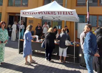 Αγρίνιο: Η ψυχική υγεία βγήκε στον δρόμο – Μήνυμα κατά του στίγματος στον πεζόδρομο της Βότση