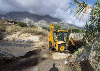 Δήμος Ξηρομέρου: Άμεσες παρεμβάσεις με μηχανήματα για την αντιμετώπιση των προβλημάτων από την κακοκαιρία