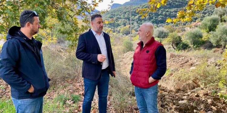 Φραγκουλαίικα: Επίβλεψη Μαυρομμάτη στις εργασίες καθαρισμού ρέματος για την πρόληψη πλημμυρικών φαινομένων