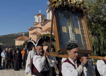 Η Ναύπακτος τίμησε την Παναγία τη Ναυπακτιώτισσα κατά την 455η επέτειο της Ναυμαχίας