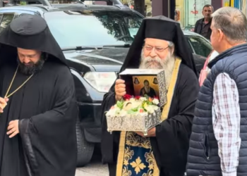 Το Αγρίνιο υποδέχτηκε την Τιμία Κάρα του Οσίου Δαυίδ – Αγιολογική διάλεξη στον Ι.Ν. Ζωοδόχου Πηγής