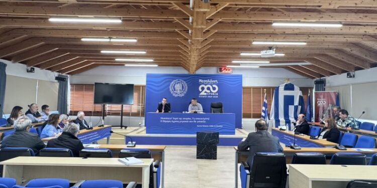 Συνάντηση στο Δημαρχείο για την επικείμενη αναδιοργάνωση των ΔΟΥ και την υποβάθμιση του Μεσολογγίου
