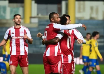 Παναιτωλικός – Ολυμπιακός 0-2: Πέρασε από το Αγρίνιο με Ρόκα και Τσικίνιο