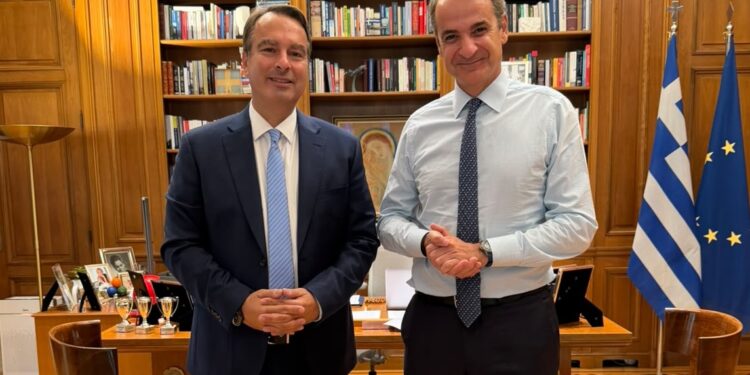 Συνάντηση του Θανάση Παπαθανάση με τον Πρωθυπουργό για τις προτεραιότητες της Αιτωλοακαρνανίας
