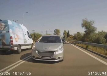 Αγρίνιο: Ασυνείδητος οδηγός κάνει επικίνδυνη προσπέραση – Βίντεο που σοκάρει