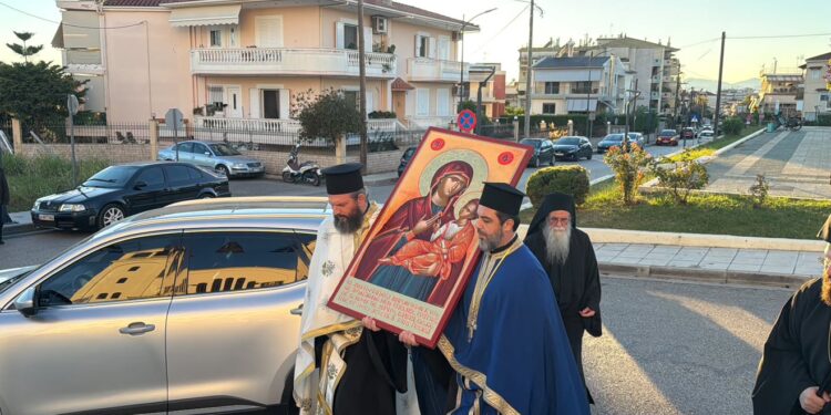 Αγρίνιο: Μόνιμα στον Ιερό Ναό Αγίας Βαρβάρας το αντίγραφο της Παναγίας Πορταΐτισσας-Λαμπρή Υποδοχή(βίντεο)